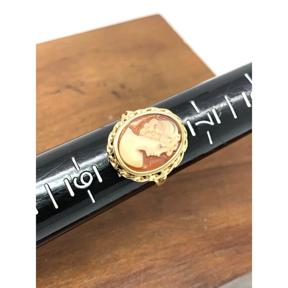 Cameo Cocktail Ring 18k Yellow Gold Estate Jewelry Vintage Women's Size 8 - Picture 10 of 16